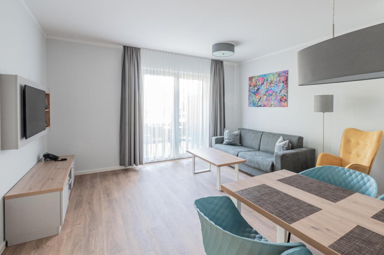 Sporthotel Neuruppin - Apartmenthaus Mit Ferienwohnungen エクステリア 写真